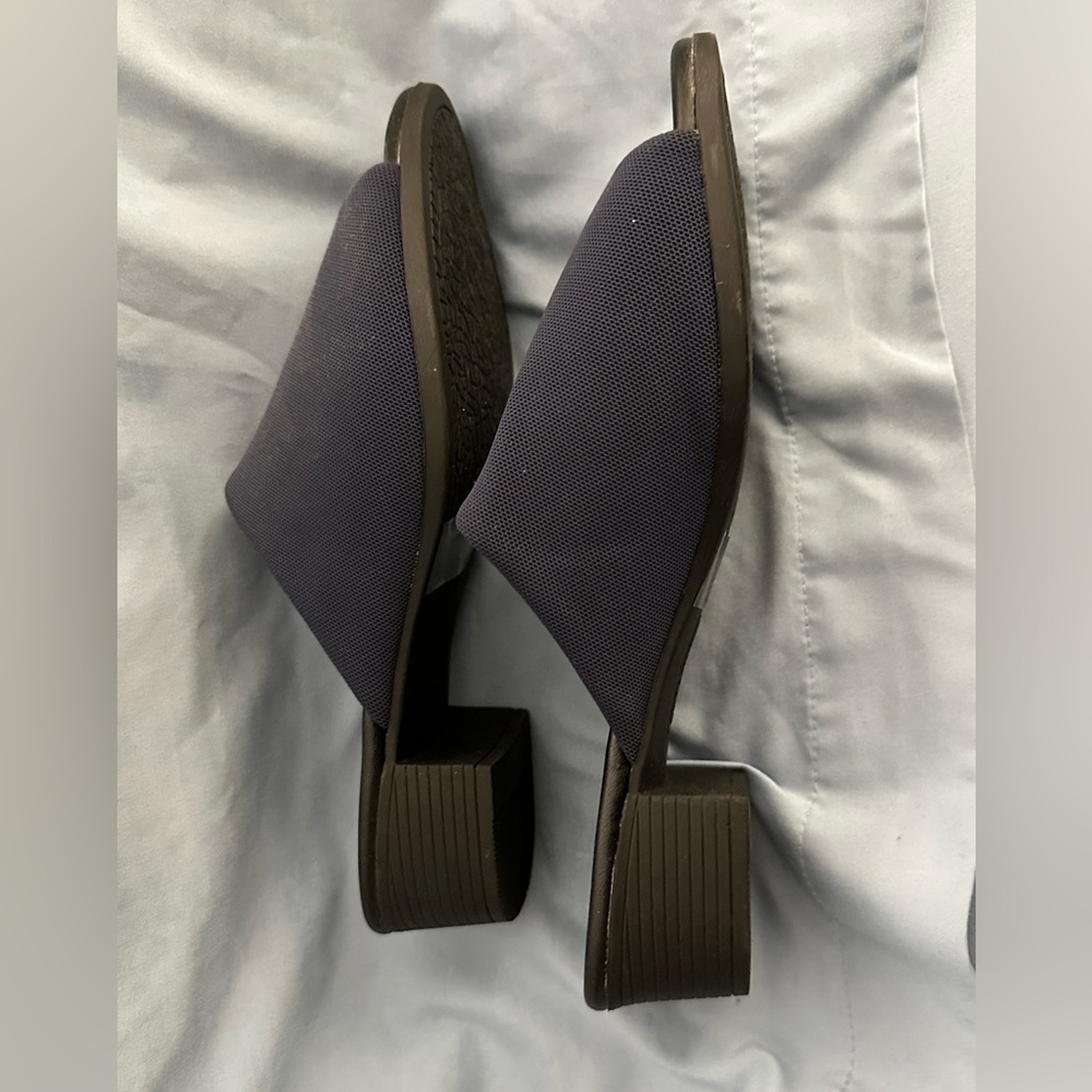 Kohl's Black Mules Sleek Slip-On Design - Picture 2 of 6